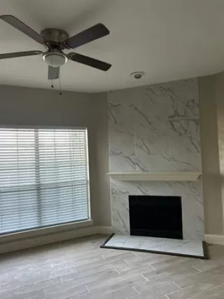 Photo #3: 21220391 Listing 