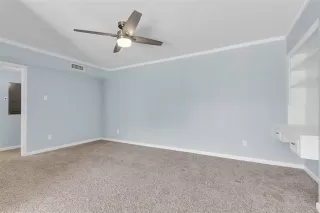 Photo #3: 21221436 Listing