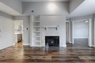 Photo #3: 21221623 Listing