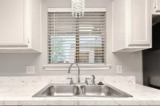 Photo #6: 21221623 Listing