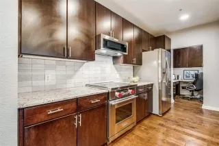 Photo #4: 21221920 Listing 