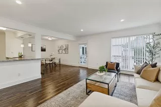 Photo #4: 21222072 Listing 