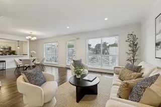 Photo #2: 21222079 Listing