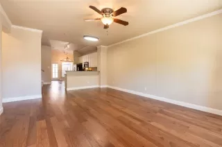 Photo #4: 21222129 Listing