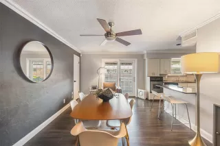 Photo #5: 21222371 Listing