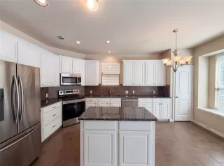 Photo #2: 21222407 Listing