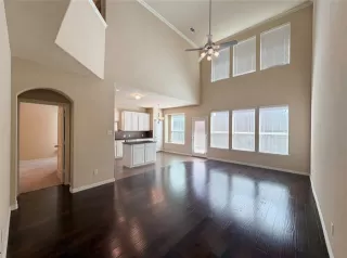 Photo #3: 21222407 Listing