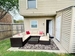 Photo #5: 21222570 Listing