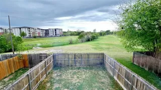 Photo #6: 21222570 Listing