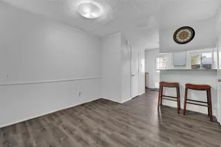 Photo #5: 21223268 Listing