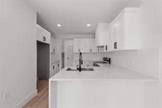 Photo #5: 21223700 Listing