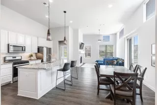 Photo #2: 21223958 Listing 