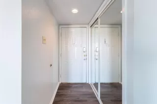 Photo #5: 21224114 Listing