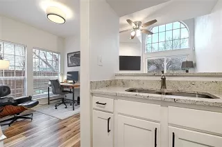 Photo #5: 21224398 Listing 