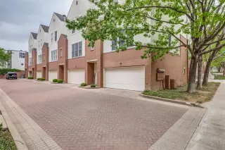 Photo #2: 21224401 Listing 