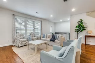 Photo #6: 21224401 Listing 