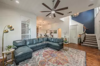 Photo #2: 21224561 Listing