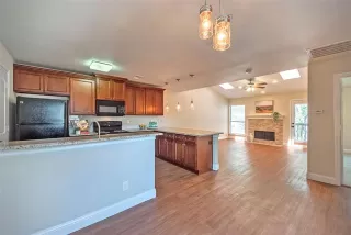 Photo #5: 21225047 Listing 