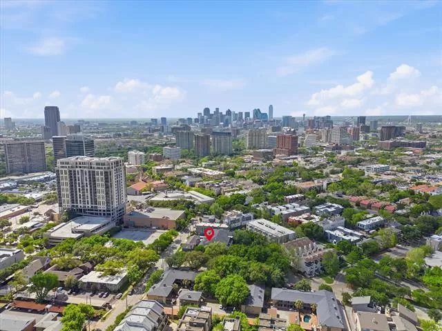 MLS: 21225512 Condo For Sale