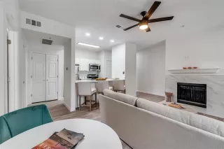 Photo #4: 21225713 Listing 