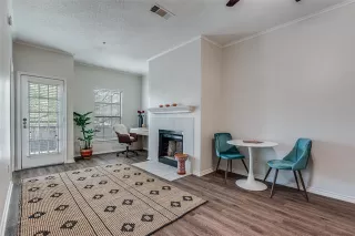 Photo #2: 21225792 Listing 