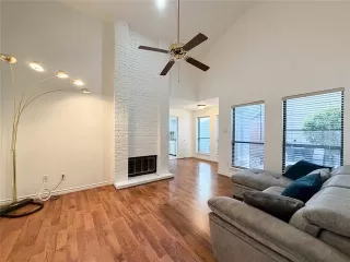 Photo #6: 21226062 Listing 