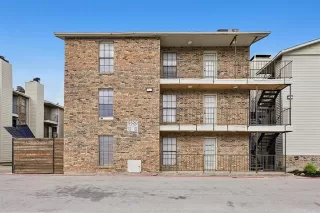 Photo #3: 21226441 Listing 