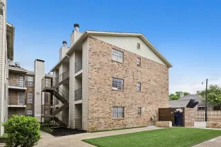 Photo #5: 21226441 Listing 