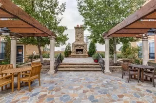 Photo #2: 21226449 Listing 