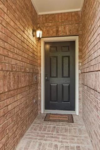 Photo #4: 21226877 Listing 