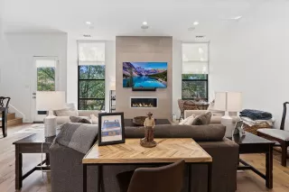 Photo #5: 21226921 Listing 