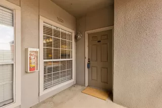 Photo #4: 21227117 Listing 