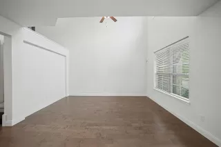 Photo #3: 21227196 Listing 