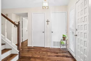 Photo #5: 21227617 Listing 