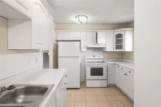 Photo #6: 21227671 Listing