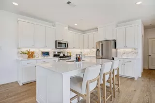 Photo #6: 21227712 Listing 