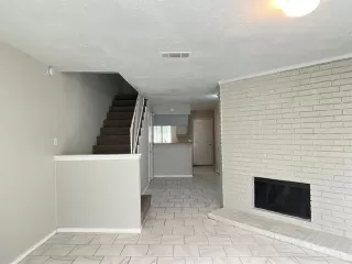 Photo #4: 21228107 Listing 