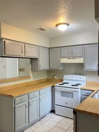 Photo #6: 21228107 Listing 