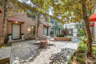 More Details about MLS # 21228357 : 4118 BOWSER AVENUE #C