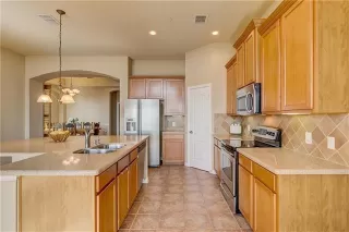 Photo #6: 21228382 Listing 