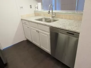 Photo #4: 21228385 Listing