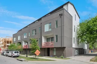 Photo #2: 21228737 Listing