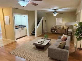 Photo #2: 21229125 Listing