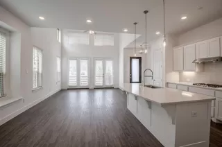 Photo #5: 21229182 Listing 