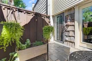 Photo #5: 21229445 Listing