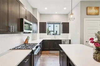 Photo #2: 21230249 Listing 