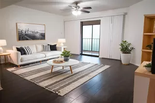 Photo #2: 21230448 Listing 