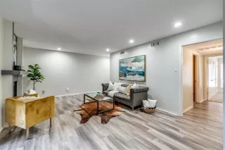 Photo #2: 21230632 Listing 