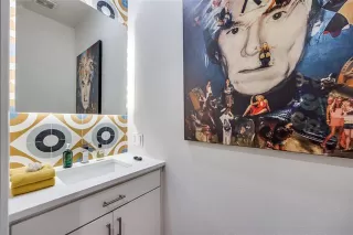 Photo #6: 21231054 Listing