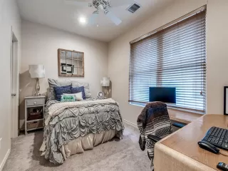 Photo #4: 21231208 Listing 